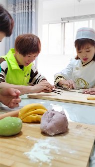 南陽月嫂泓德家政公司_月嫂面點學習